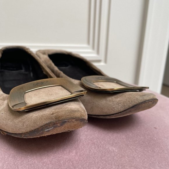 ROGER VIVIER SUEDE FLATS - Picture 6 of 6